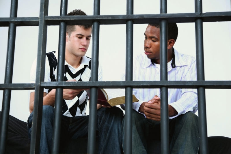 How Can 24 Hour Bail Bonds in Hall County, TX Help You and Your Family?